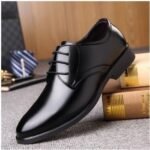 Black Shoes With Pointed Toe For Men - Image 5