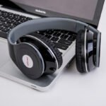 Wired Gaming Headphone Heavy Bass Music Headset Wired Control Computer Mobile Phone Universal Headset - Image 2