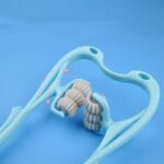 Multifunctional Manual Six-wheel Neck Massager - Image 5