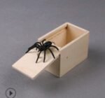 Prank Spider Wooden Scare Box Trick Play Joke Lifelike Surprise April Fools' Day Funny Novelty Toys Gags Practical Gifts - Image 3