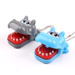 Biting hand shark biting finger toy - Image 7